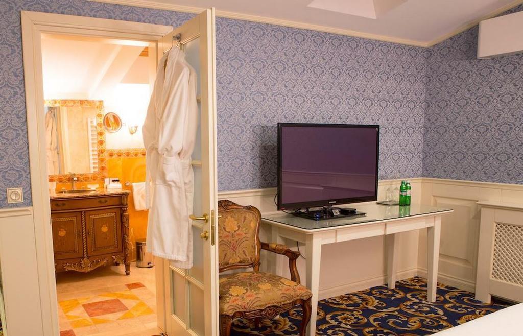 Ministerium Otel Odessa Dış mekan fotoğraf