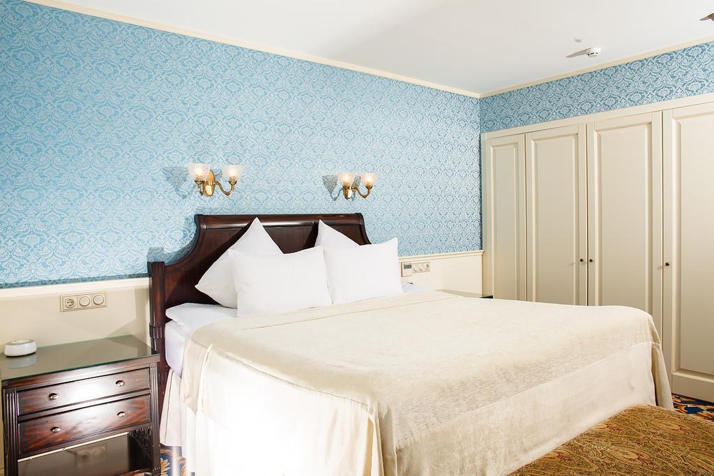 Ministerium Otel Odessa Dış mekan fotoğraf