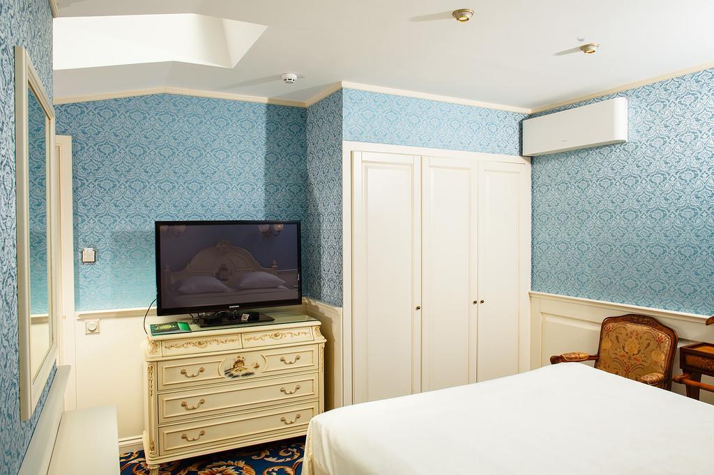 Ministerium Otel Odessa Dış mekan fotoğraf