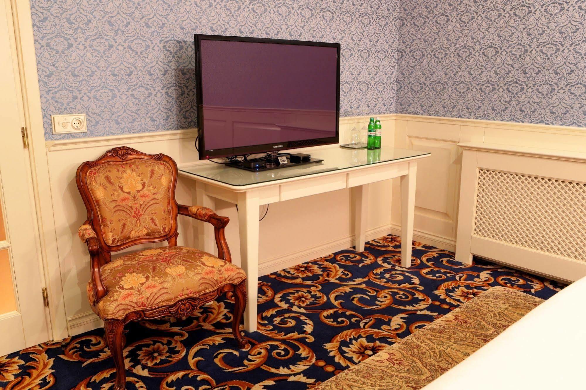 Ministerium Otel Odessa Dış mekan fotoğraf