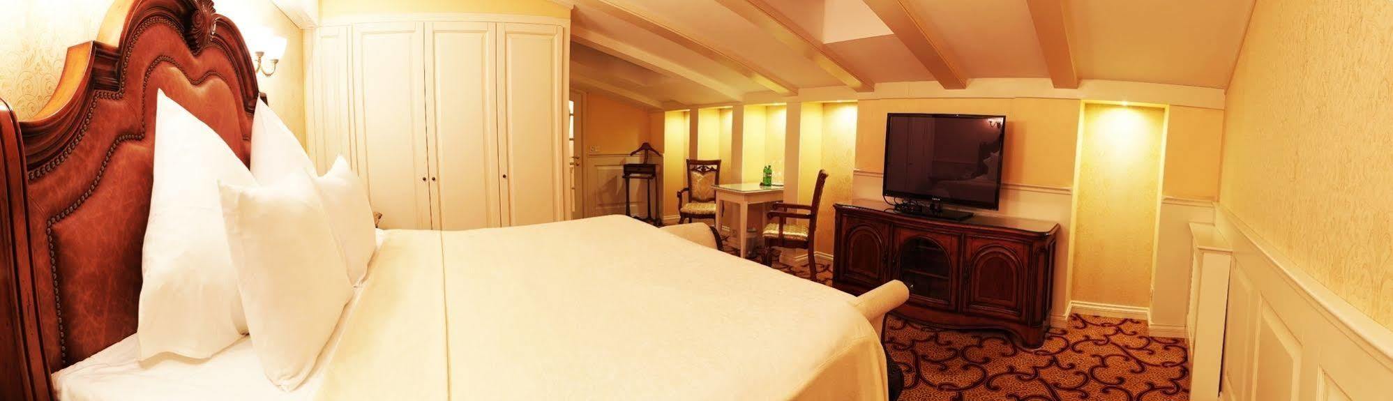 Ministerium Otel Odessa Dış mekan fotoğraf